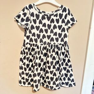 Cat & Jack Girls 5T Short Sleeve Hearts Skater Dress Valentine